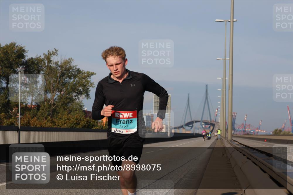 03.10.2025 - Köhlbrandbrückenlauf Luisa Fischer http://msf.ph/oto/8998075 03.10.2025 10:38:06 Position 3 3127 meine-sportfotos.de