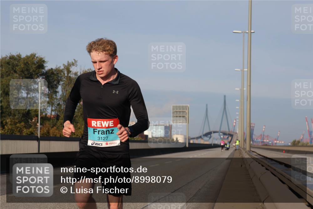 03.10.2025 - Köhlbrandbrückenlauf Luisa Fischer http://msf.ph/oto/8998079 03.10.2025 10:38:07 Position 3 3127 meine-sportfotos.de