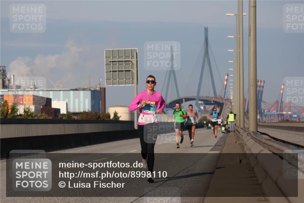 03.10.2025 - Köhlbrandbrückenlauf Luisa Fischer http://msf.ph/oto/8998110 03.10.2025 10:38:26 Position 3  meine-sportfotos.de