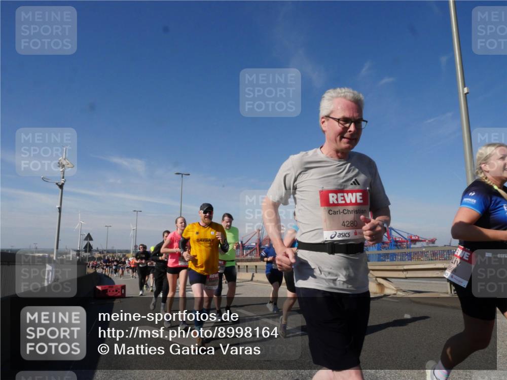 03.10.2025 - Köhlbrandbrückenlauf Matties Gatica Varas http://msf.ph/oto/8998164 03.10.2025 12:50:01 Position 2 4280 meine-sportfotos.de