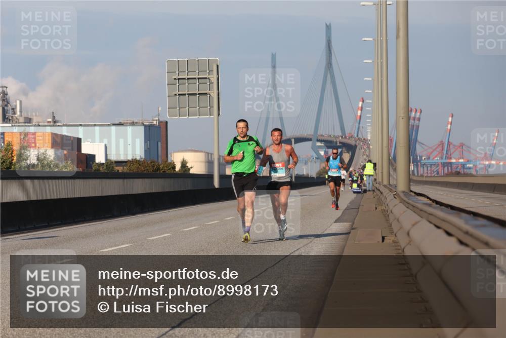03.10.2025 - Köhlbrandbrückenlauf Luisa Fischer http://msf.ph/oto/8998173 03.10.2025 10:38:32 Position 3  meine-sportfotos.de