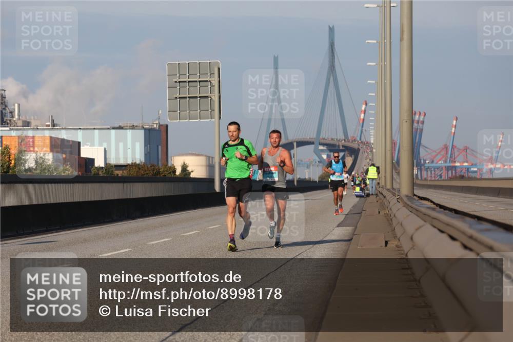 03.10.2025 - Köhlbrandbrückenlauf Luisa Fischer http://msf.ph/oto/8998178 03.10.2025 10:38:32 Position 3  meine-sportfotos.de