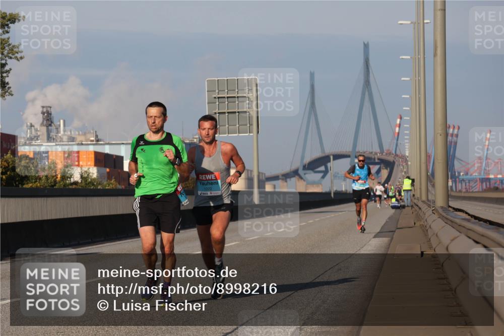 03.10.2025 - Köhlbrandbrückenlauf Luisa Fischer http://msf.ph/oto/8998216 03.10.2025 10:38:35 Position 3  meine-sportfotos.de