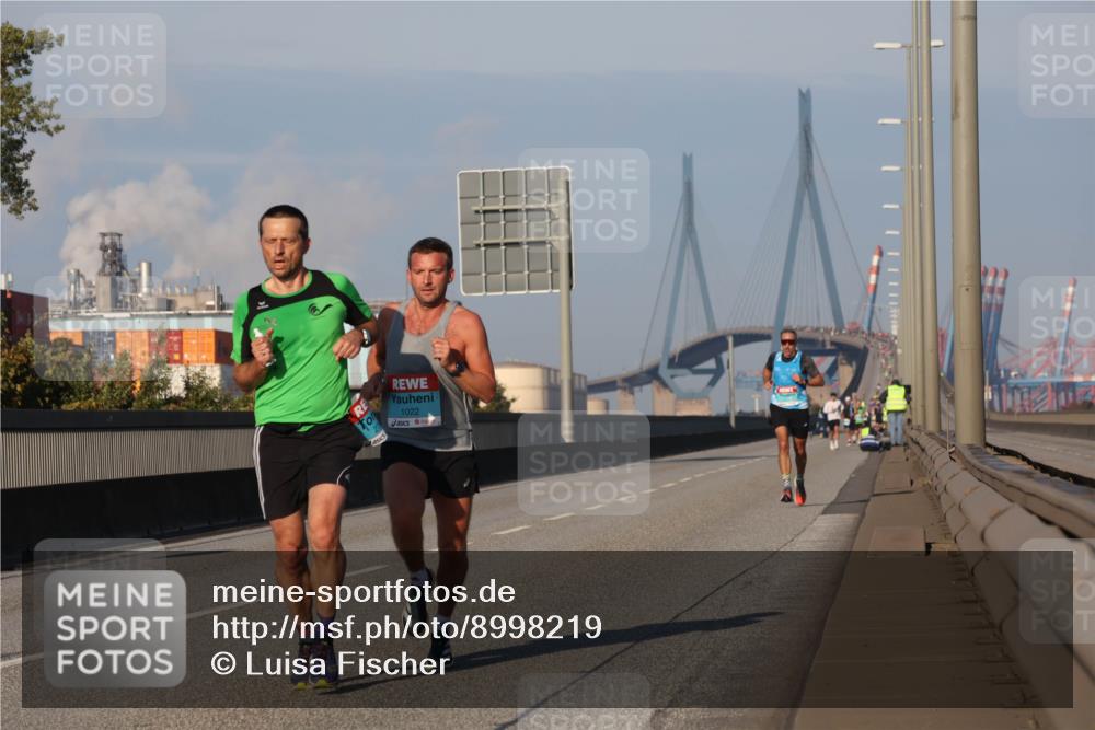 03.10.2025 - Köhlbrandbrückenlauf Luisa Fischer http://msf.ph/oto/8998219 03.10.2025 10:38:35 Position 3 1022 meine-sportfotos.de