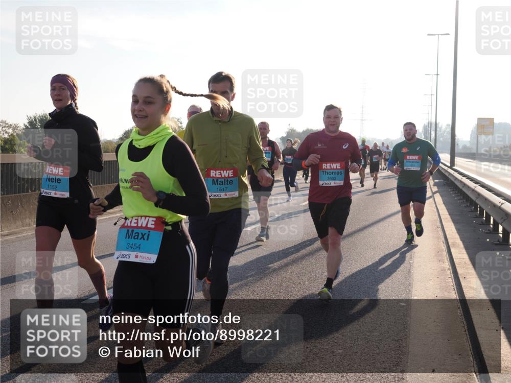 03.10.2025 - Köhlbrandbrückenlauf Fabian Wolf http://msf.ph/oto/8998221 03.10.2025 09:15:42 Position 3 1152, 1517, 3454, 3603, 1213 meine-sportfotos.de