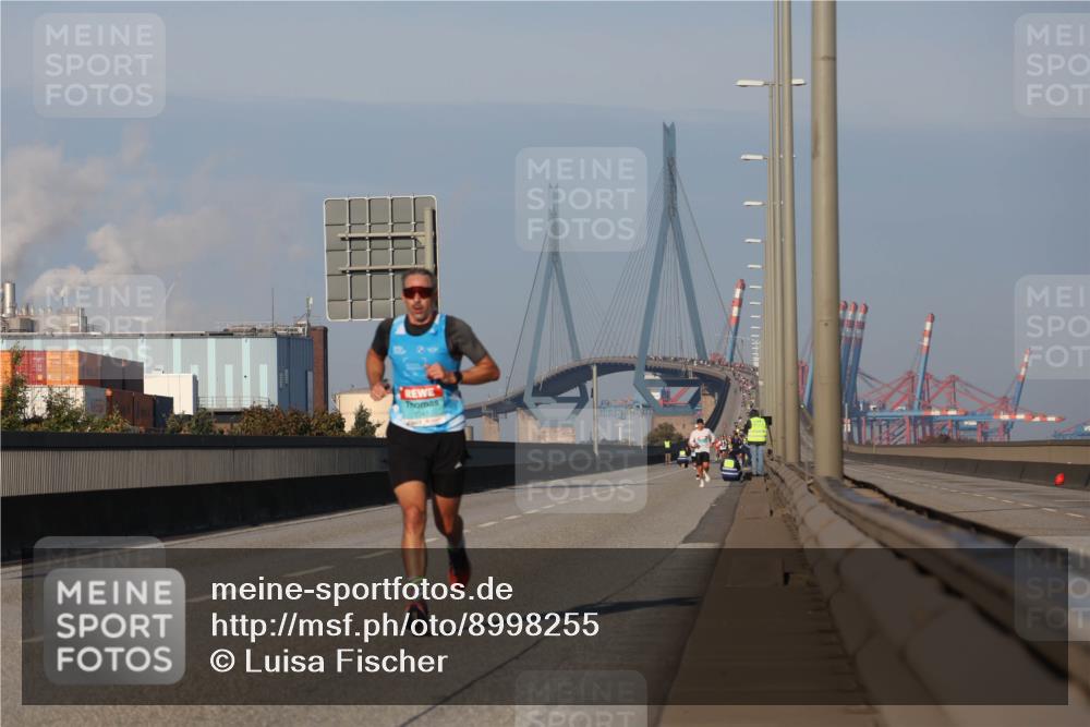 03.10.2025 - Köhlbrandbrückenlauf Luisa Fischer http://msf.ph/oto/8998255 03.10.2025 10:38:42 Position 3  meine-sportfotos.de