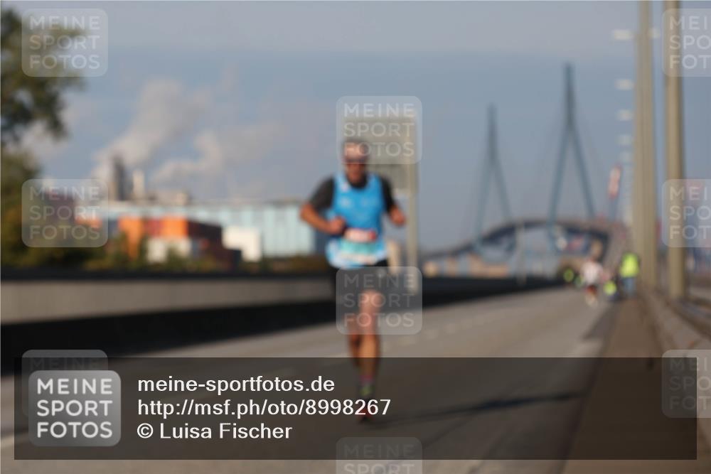 03.10.2025 - Köhlbrandbrückenlauf Luisa Fischer http://msf.ph/oto/8998267 03.10.2025 10:38:43 Position 3  meine-sportfotos.de