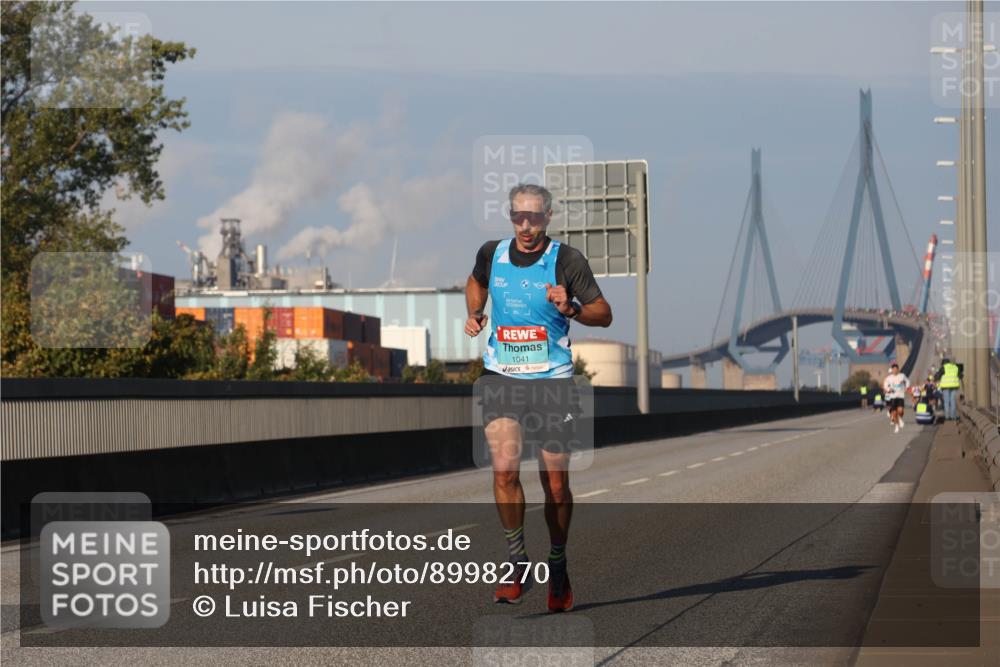 03.10.2025 - Köhlbrandbrückenlauf Luisa Fischer http://msf.ph/oto/8998270 03.10.2025 10:38:43 Position 3 1041 meine-sportfotos.de