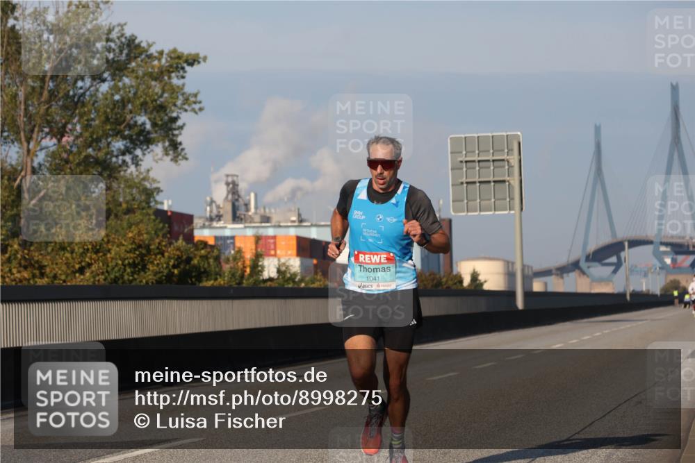 03.10.2025 - Köhlbrandbrückenlauf Luisa Fischer http://msf.ph/oto/8998275 03.10.2025 10:38:44 Position 3 7, 1041 meine-sportfotos.de