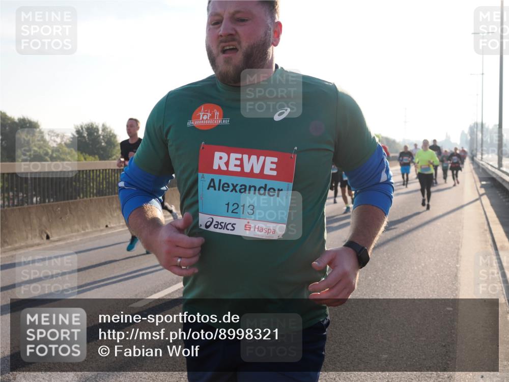03.10.2025 - Köhlbrandbrückenlauf Fabian Wolf http://msf.ph/oto/8998321 03.10.2025 09:15:45 Position 3 30, 1213 meine-sportfotos.de