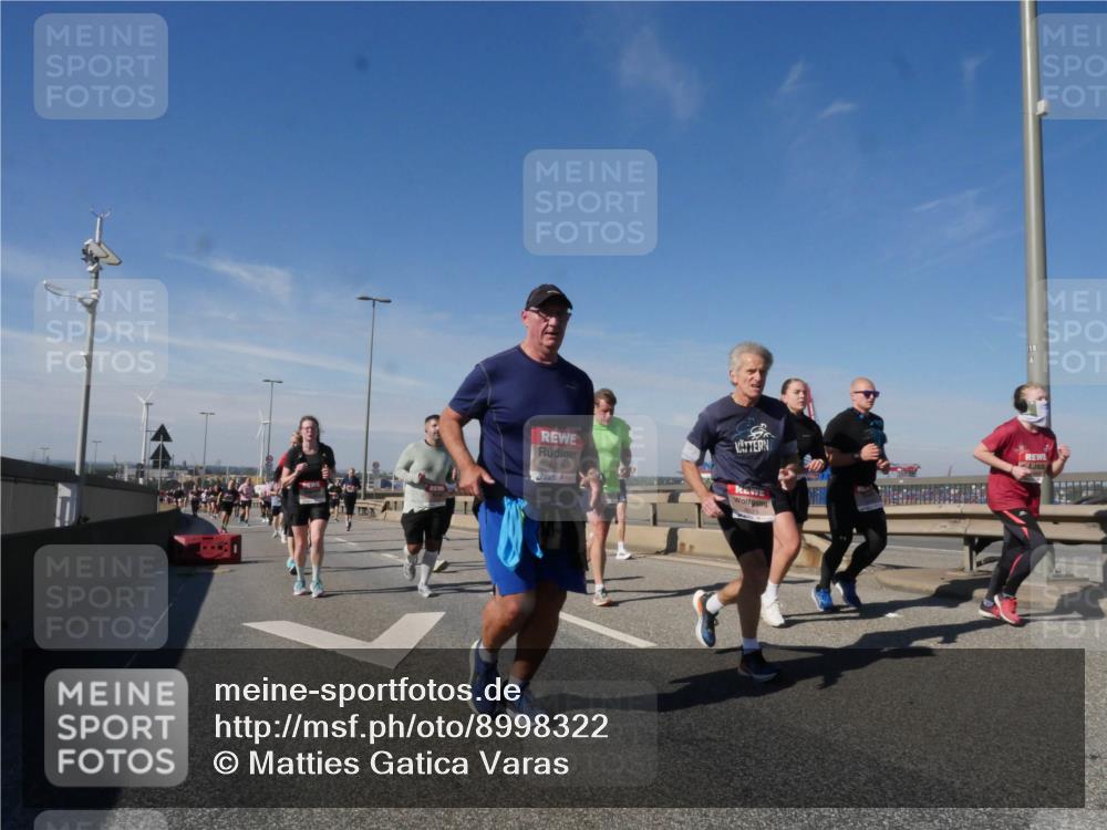 03.10.2025 - Köhlbrandbrückenlauf Matties Gatica Varas http://msf.ph/oto/8998322 03.10.2025 12:50:20 Position 2 6035 meine-sportfotos.de