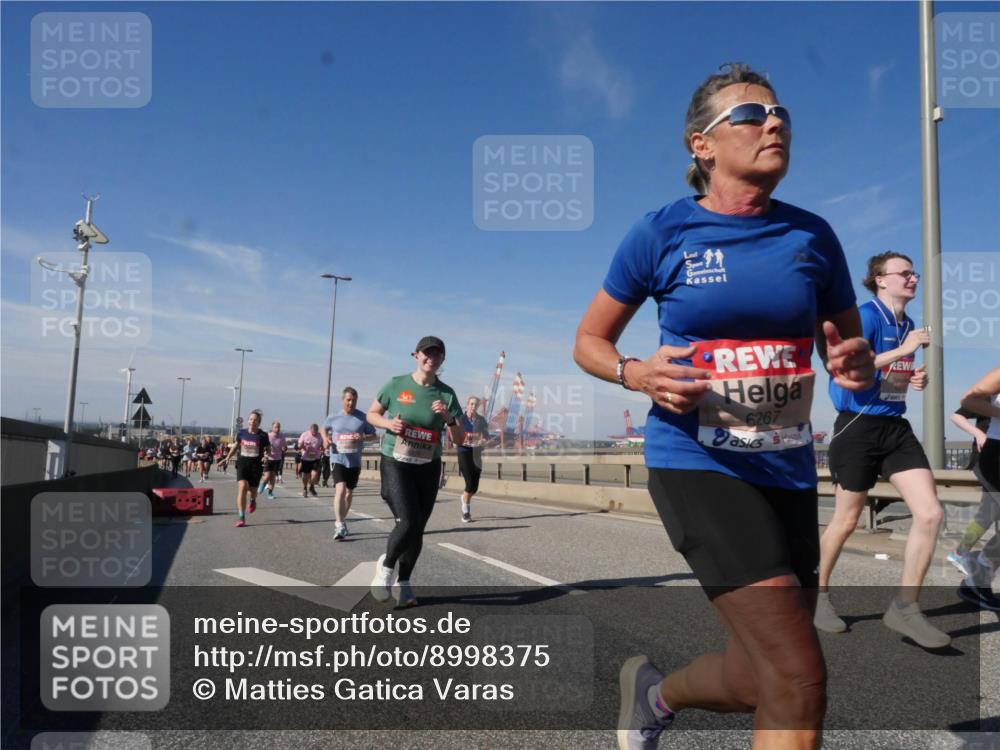 03.10.2025 - Köhlbrandbrückenlauf Matties Gatica Varas http://msf.ph/oto/8998375 03.10.2025 12:50:26 Position 2 6267 meine-sportfotos.de