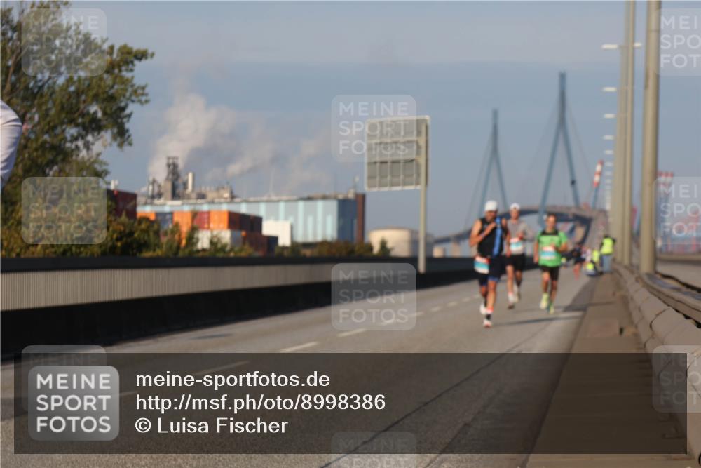 03.10.2025 - Köhlbrandbrückenlauf Luisa Fischer http://msf.ph/oto/8998386 03.10.2025 10:39:08 Position 3  meine-sportfotos.de