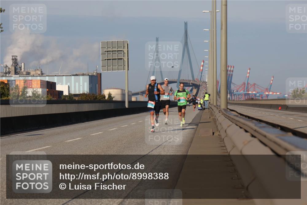 03.10.2025 - Köhlbrandbrückenlauf Luisa Fischer http://msf.ph/oto/8998388 03.10.2025 10:39:09 Position 3  meine-sportfotos.de