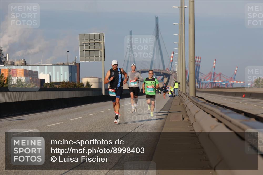 03.10.2025 - Köhlbrandbrückenlauf Luisa Fischer http://msf.ph/oto/8998403 03.10.2025 10:39:10 Position 3  meine-sportfotos.de