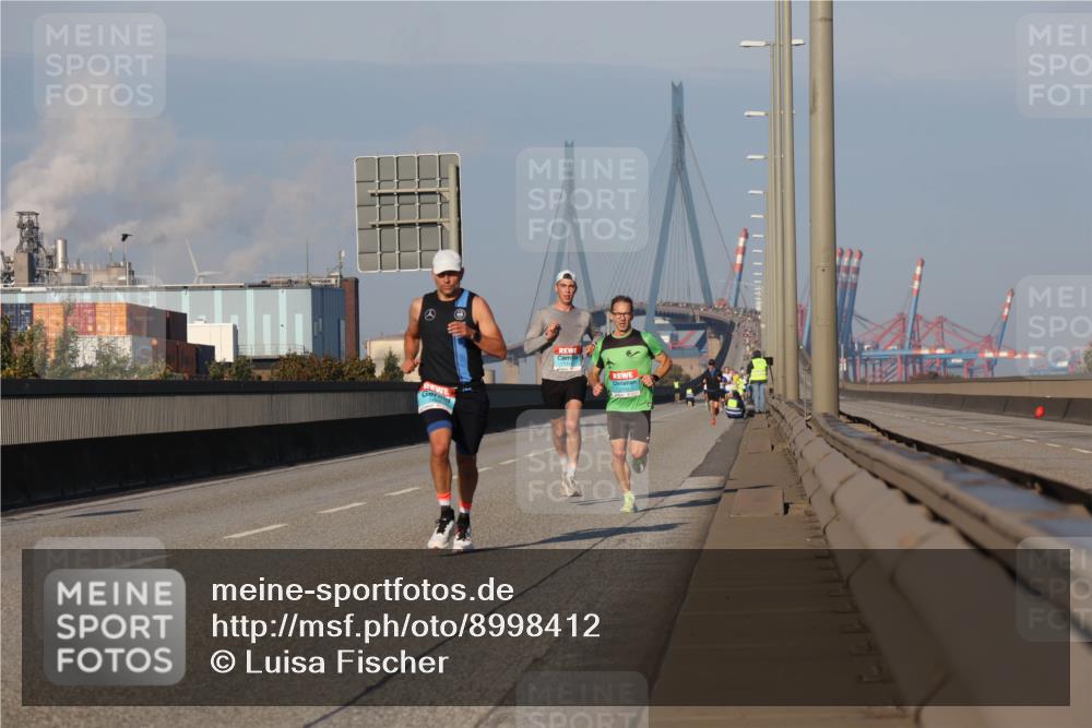03.10.2025 - Köhlbrandbrückenlauf Luisa Fischer http://msf.ph/oto/8998412 03.10.2025 10:39:11 Position 3  meine-sportfotos.de