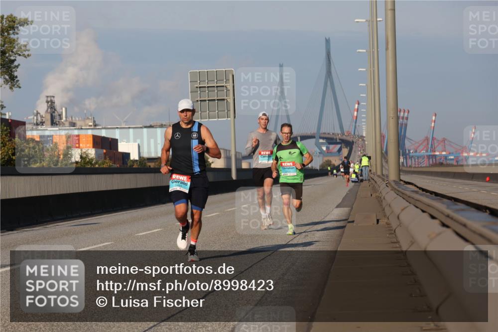03.10.2025 - Köhlbrandbrückenlauf Luisa Fischer http://msf.ph/oto/8998423 03.10.2025 10:39:13 Position 3  meine-sportfotos.de