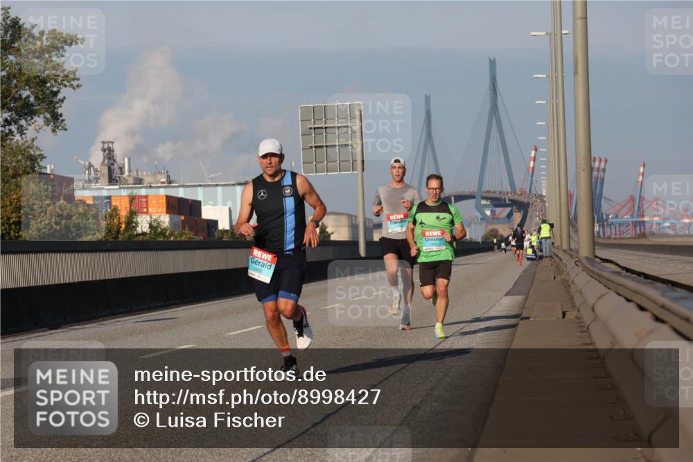 03.10.2025 - Köhlbrandbrückenlauf Luisa Fischer http://msf.ph/oto/8998427 03.10.2025 10:39:13 Position 3 3463 meine-sportfotos.de