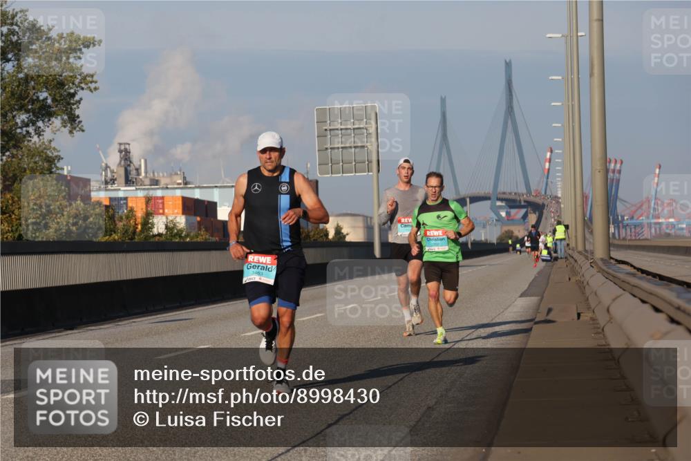 03.10.2025 - Köhlbrandbrückenlauf Luisa Fischer http://msf.ph/oto/8998430 03.10.2025 10:39:13 Position 3 3463, 2702 meine-sportfotos.de