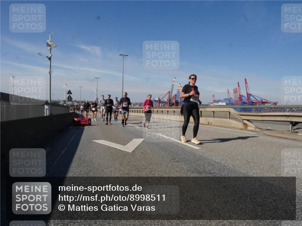 03.10.2025 - Köhlbrandbrückenlauf Matties Gatica Varas http://msf.ph/oto/8998511 03.10.2025 12:50:42 Position 2  meine-sportfotos.de