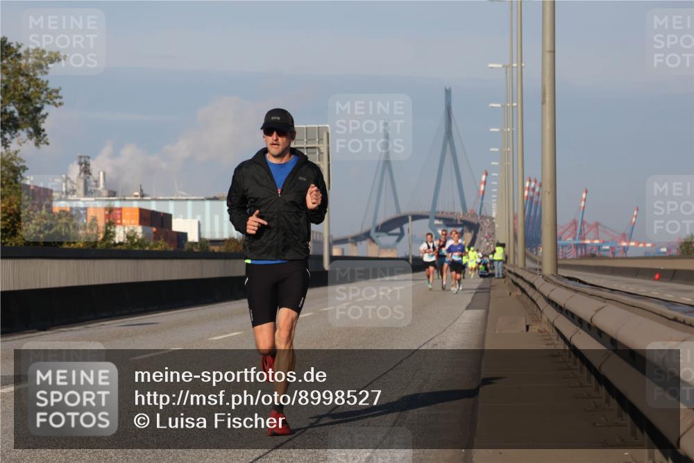 03.10.2025 - Köhlbrandbrückenlauf Luisa Fischer http://msf.ph/oto/8998527 03.10.2025 10:39:38 Position 3  meine-sportfotos.de