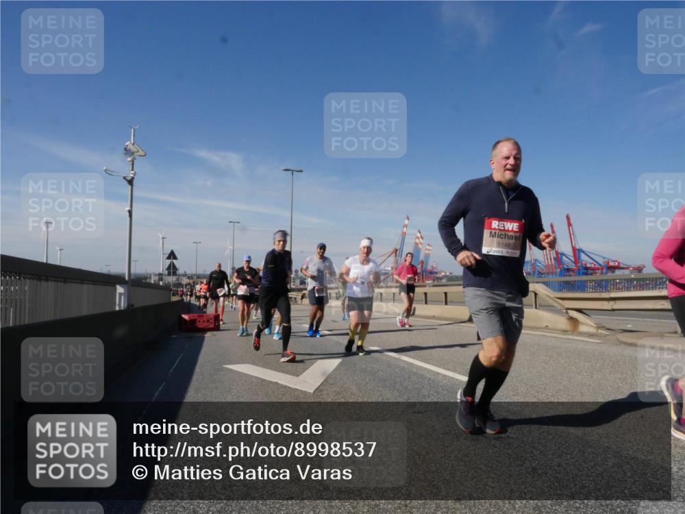 03.10.2025 - Köhlbrandbrückenlauf Matties Gatica Varas http://msf.ph/oto/8998537 03.10.2025 12:50:45 Position 2 5148 meine-sportfotos.de