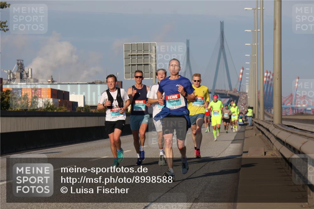 03.10.2025 - Köhlbrandbrückenlauf Luisa Fischer http://msf.ph/oto/8998588 03.10.2025 10:39:51 Position 3 1032 meine-sportfotos.de
