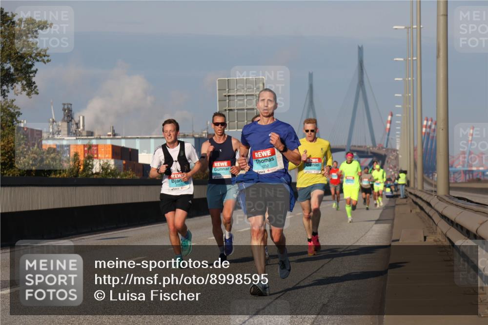 03.10.2025 - Köhlbrandbrückenlauf Luisa Fischer http://msf.ph/oto/8998595 03.10.2025 10:39:52 Position 3 3153, 1032 meine-sportfotos.de