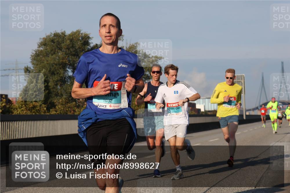 03.10.2025 - Köhlbrandbrückenlauf Luisa Fischer http://msf.ph/oto/8998627 03.10.2025 10:39:55 Position 3 1032, 3154 meine-sportfotos.de