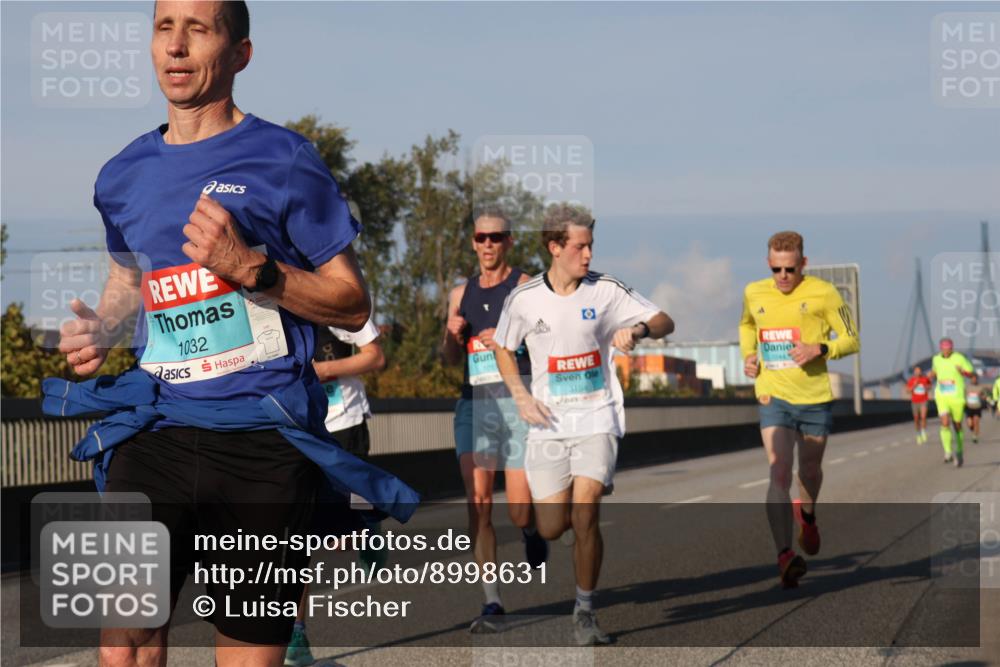 03.10.2025 - Köhlbrandbrückenlauf Luisa Fischer http://msf.ph/oto/8998631 03.10.2025 10:39:55 Position 3 1032, 3154 meine-sportfotos.de