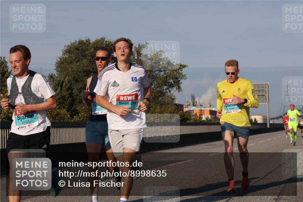 03.10.2025 - Köhlbrandbrückenlauf Luisa Fischer http://msf.ph/oto/8998635 03.10.2025 10:39:56 Position 3 3153, 1017, 4, 1044 meine-sportfotos.de