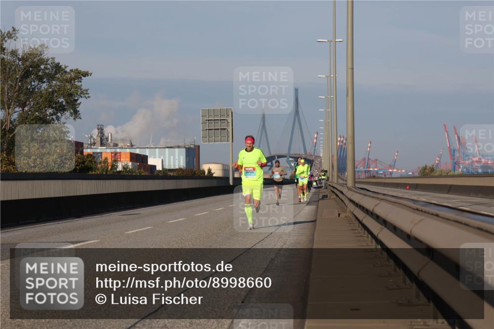 03.10.2025 - Köhlbrandbrückenlauf Luisa Fischer http://msf.ph/oto/8998660 03.10.2025 10:39:58 Position 3  meine-sportfotos.de
