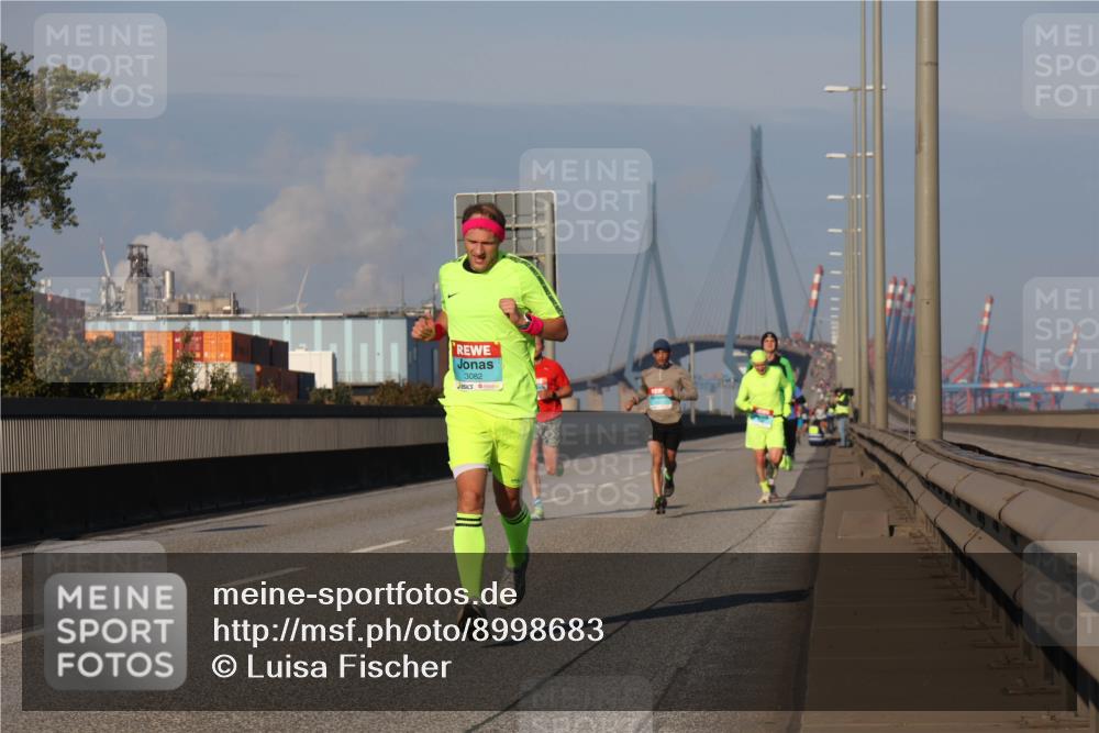 03.10.2025 - Köhlbrandbrückenlauf Luisa Fischer http://msf.ph/oto/8998683 03.10.2025 10:40:00 Position 3 3082 meine-sportfotos.de