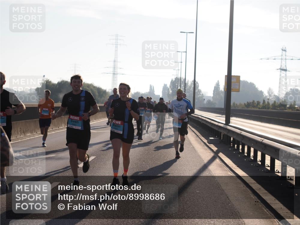 03.10.2025 - Köhlbrandbrückenlauf Fabian Wolf http://msf.ph/oto/8998686 03.10.2025 09:16:06 Position 3 3462, 3465 meine-sportfotos.de
