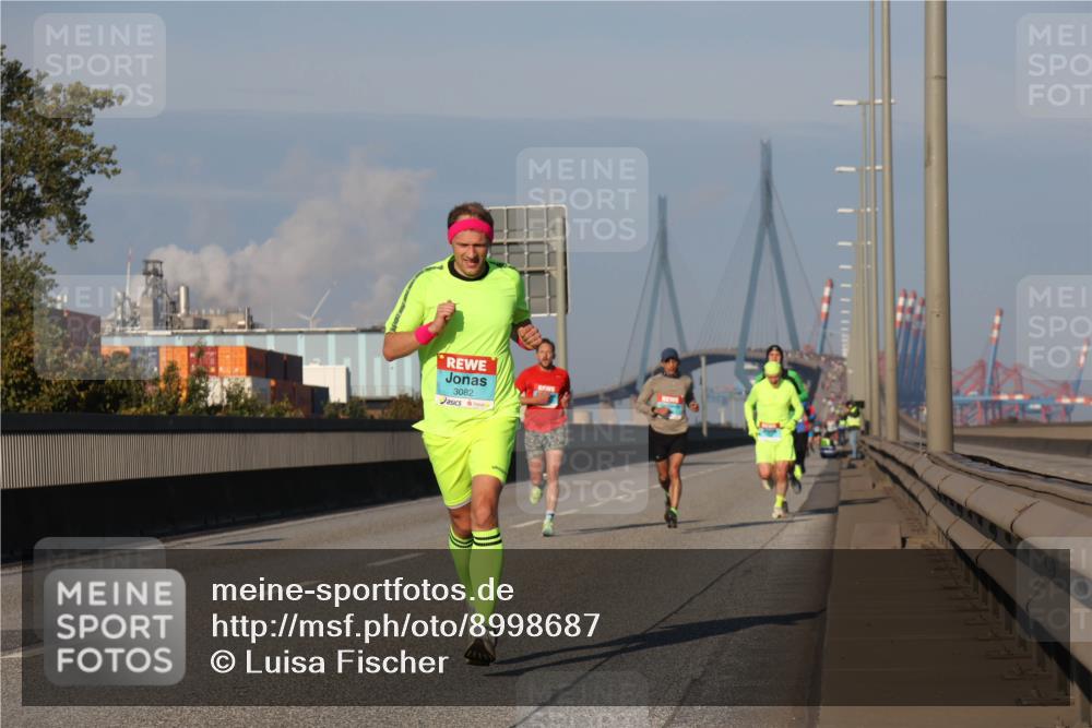 03.10.2025 - Köhlbrandbrückenlauf Luisa Fischer http://msf.ph/oto/8998687 03.10.2025 10:40:00 Position 3 3082 meine-sportfotos.de