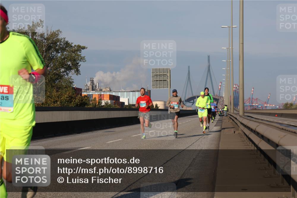 03.10.2025 - Köhlbrandbrückenlauf Luisa Fischer http://msf.ph/oto/8998716 03.10.2025 10:40:03 Position 3 2 meine-sportfotos.de
