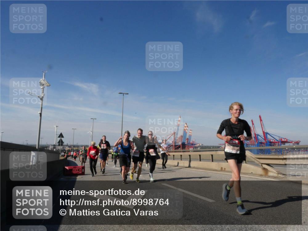 03.10.2025 - Köhlbrandbrückenlauf Matties Gatica Varas http://msf.ph/oto/8998764 03.10.2025 12:51:13 Position 2 5175 meine-sportfotos.de