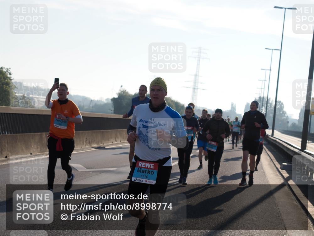 03.10.2025 - Köhlbrandbrückenlauf Fabian Wolf http://msf.ph/oto/8998774 03.10.2025 09:16:10 Position 3 1447, 41, 2012, 1116 meine-sportfotos.de