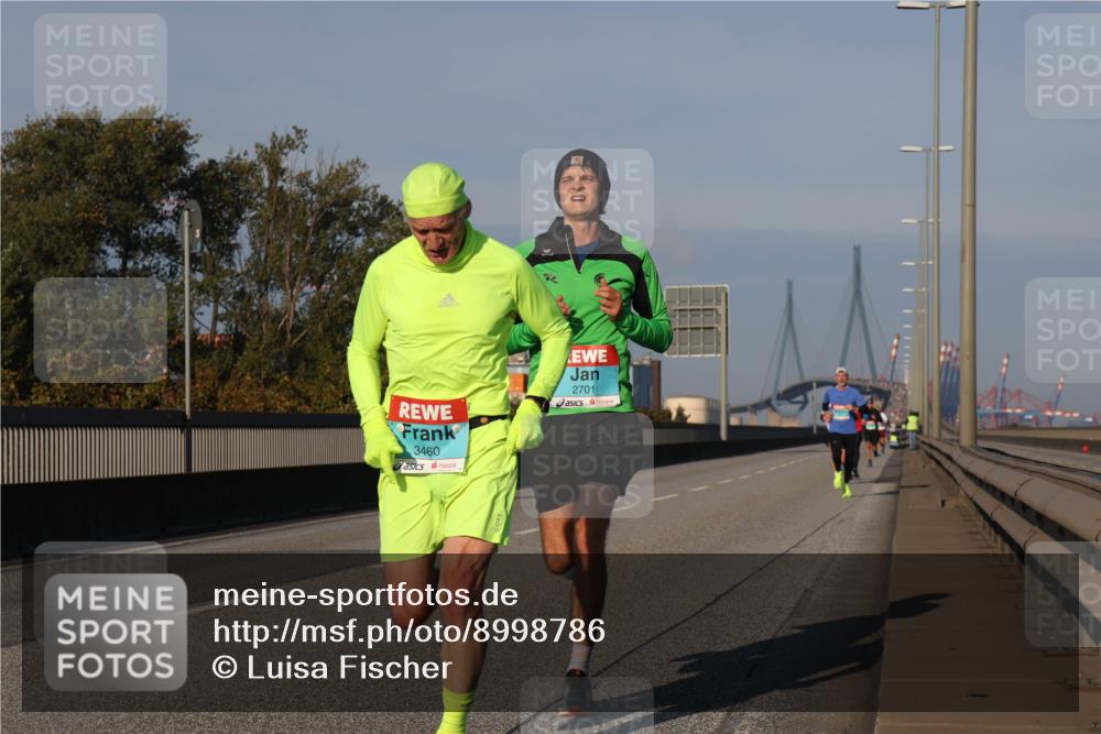03.10.2025 - Köhlbrandbrückenlauf Luisa Fischer http://msf.ph/oto/8998786 03.10.2025 10:40:09 Position 3 0, 3460, 2701 meine-sportfotos.de