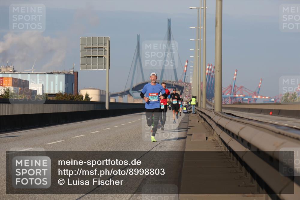 03.10.2025 - Köhlbrandbrückenlauf Luisa Fischer http://msf.ph/oto/8998803 03.10.2025 10:40:11 Position 3  meine-sportfotos.de