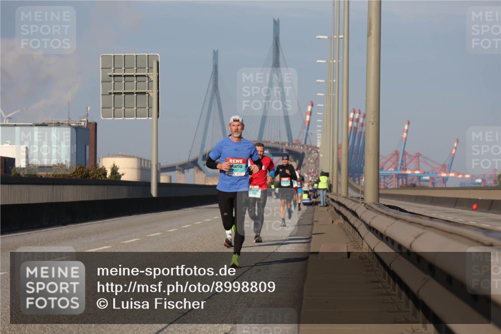 03.10.2025 - Köhlbrandbrückenlauf Luisa Fischer http://msf.ph/oto/8998809 03.10.2025 10:40:11 Position 3  meine-sportfotos.de