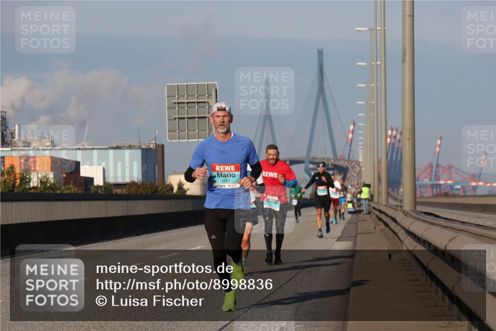 03.10.2025 - Köhlbrandbrückenlauf Luisa Fischer http://msf.ph/oto/8998836 03.10.2025 10:40:14 Position 3 1057 meine-sportfotos.de