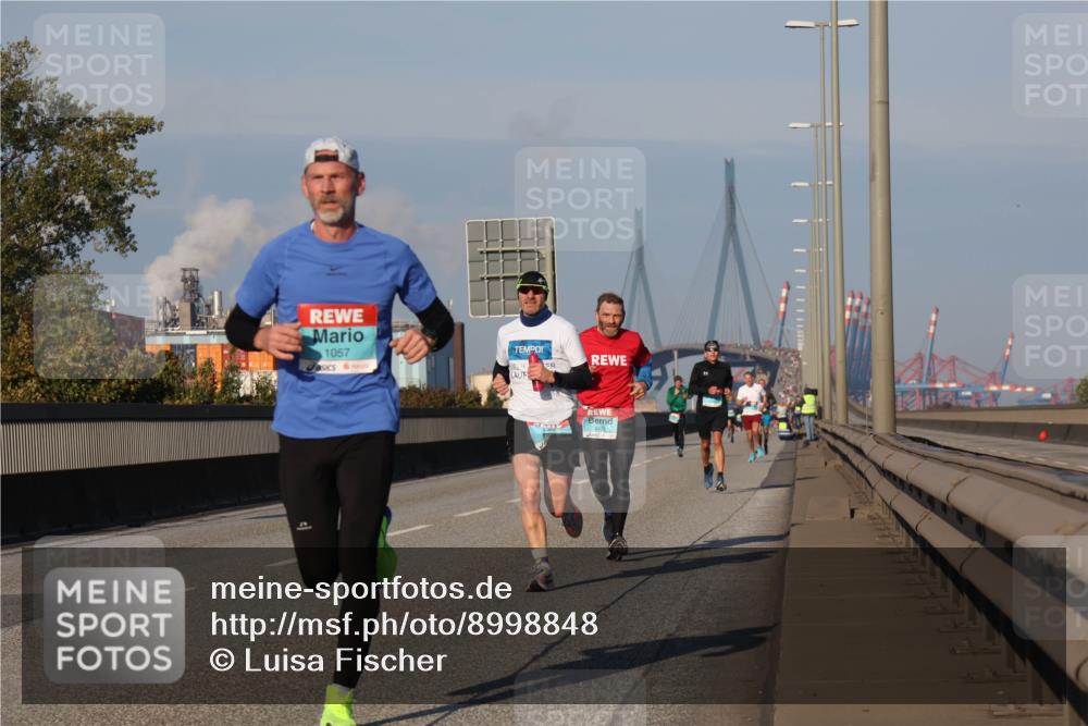 03.10.2025 - Köhlbrandbrückenlauf Luisa Fischer http://msf.ph/oto/8998848 03.10.2025 10:40:16 Position 3 1057 meine-sportfotos.de