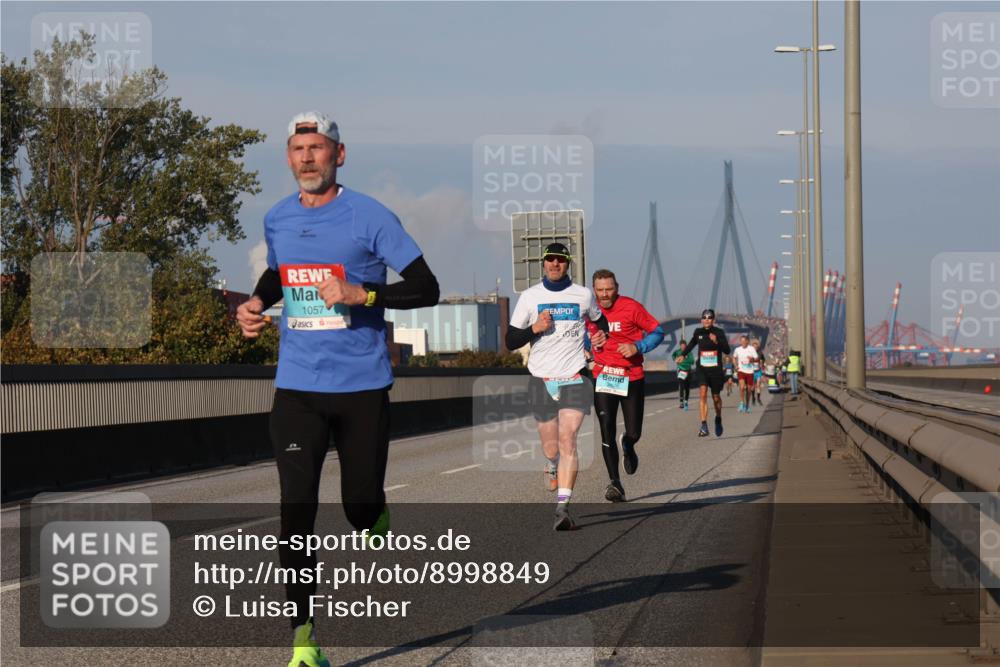 03.10.2025 - Köhlbrandbrückenlauf Luisa Fischer http://msf.ph/oto/8998849 03.10.2025 10:40:16 Position 3 1057 meine-sportfotos.de