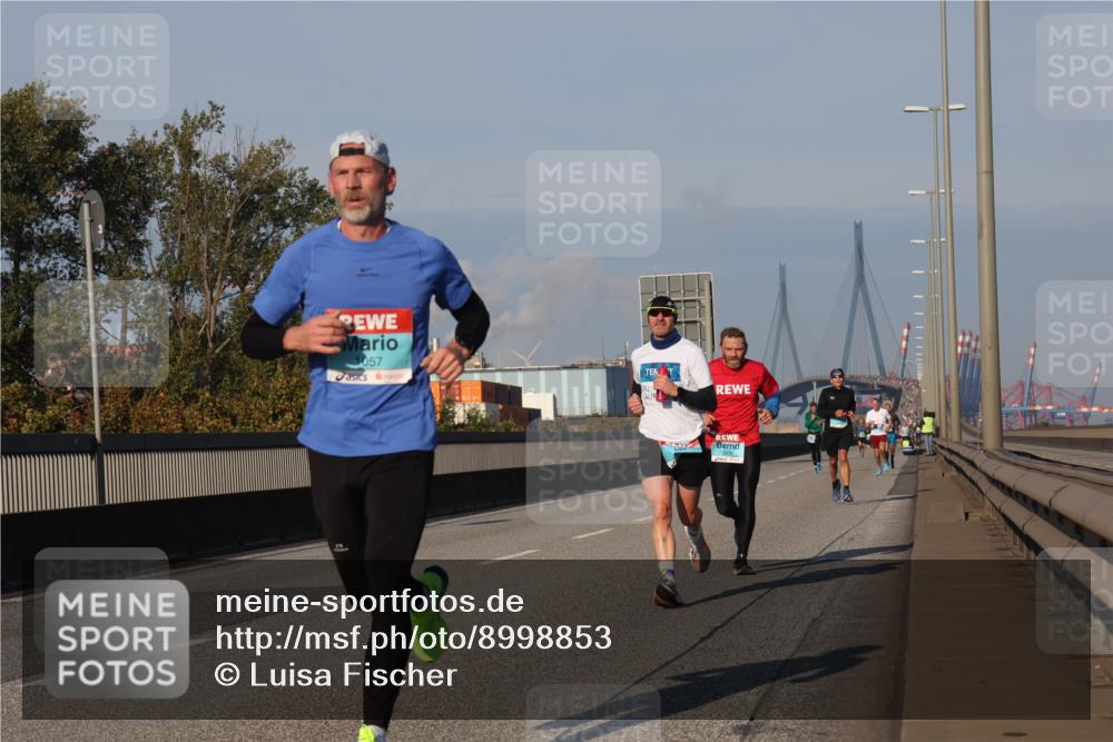 03.10.2025 - Köhlbrandbrückenlauf Luisa Fischer http://msf.ph/oto/8998853 03.10.2025 10:40:16 Position 3 1057 meine-sportfotos.de