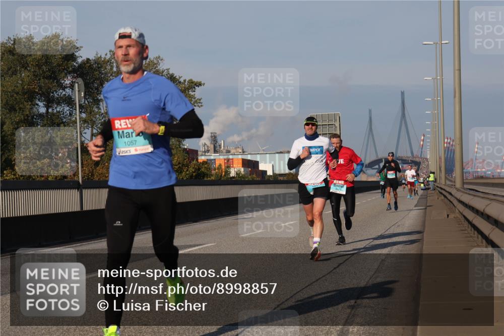 03.10.2025 - Köhlbrandbrückenlauf Luisa Fischer http://msf.ph/oto/8998857 03.10.2025 10:40:17 Position 3 1057 meine-sportfotos.de