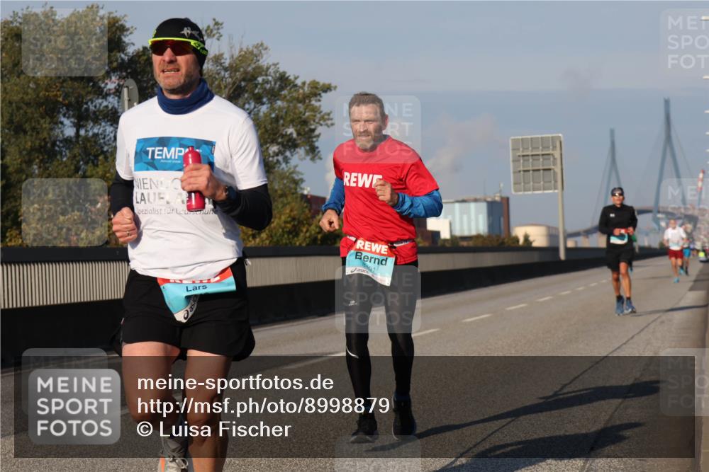 03.10.2025 - Köhlbrandbrückenlauf Luisa Fischer http://msf.ph/oto/8998879 03.10.2025 10:40:19 Position 3 3401 meine-sportfotos.de
