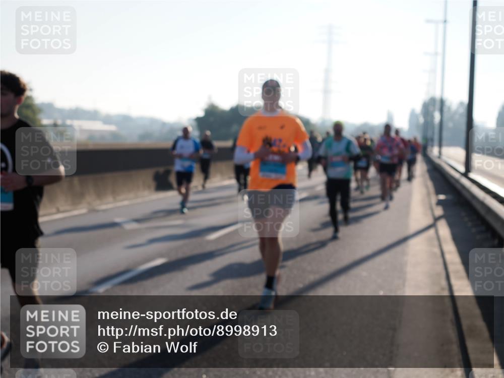 03.10.2025 - Köhlbrandbrückenlauf Fabian Wolf http://msf.ph/oto/8998913 03.10.2025 09:16:17 Position 3  meine-sportfotos.de