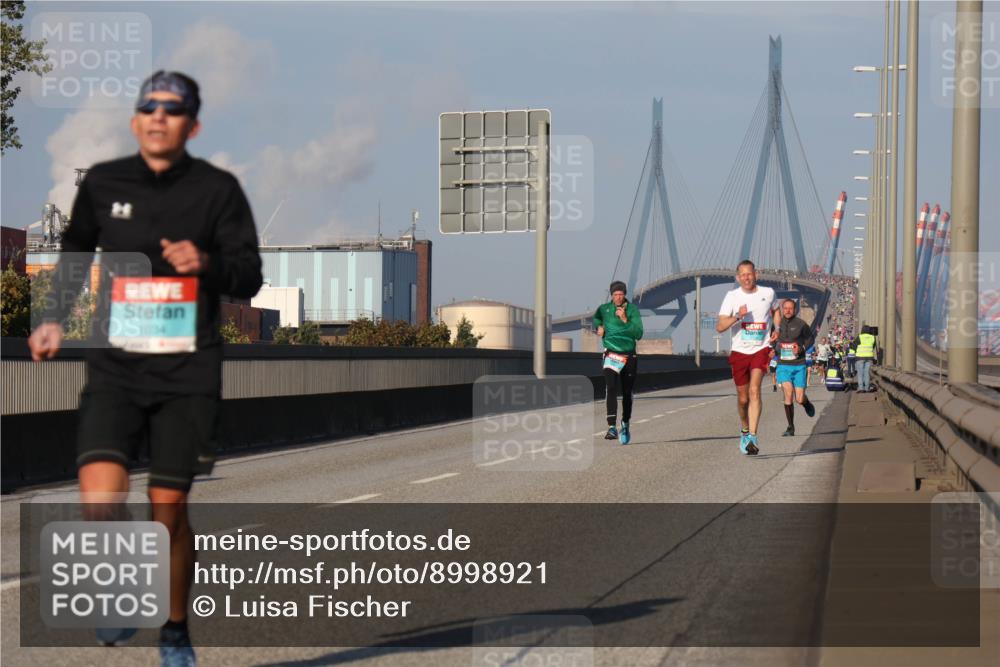 03.10.2025 - Köhlbrandbrückenlauf Luisa Fischer http://msf.ph/oto/8998921 03.10.2025 10:40:23 Position 3 1034 meine-sportfotos.de