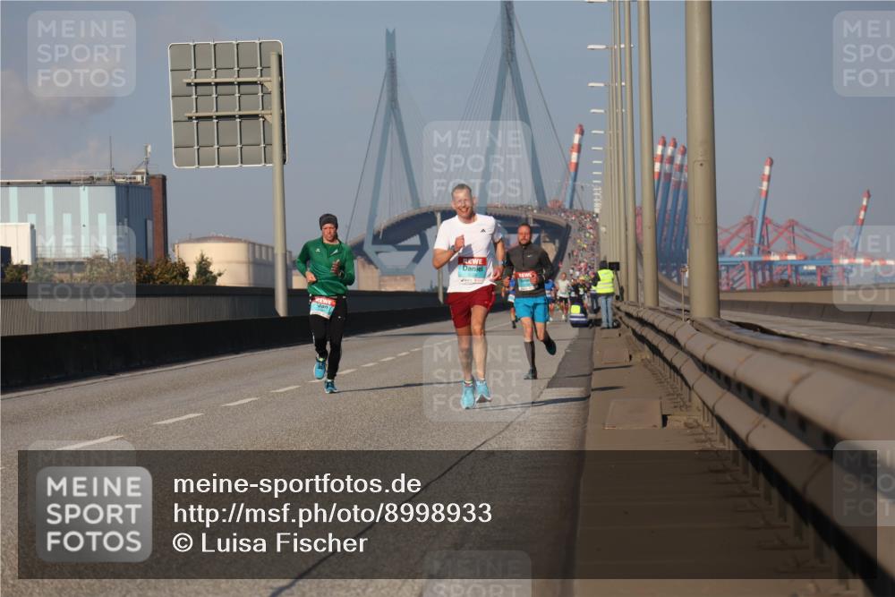 03.10.2025 - Köhlbrandbrückenlauf Luisa Fischer http://msf.ph/oto/8998933 03.10.2025 10:40:25 Position 3  meine-sportfotos.de